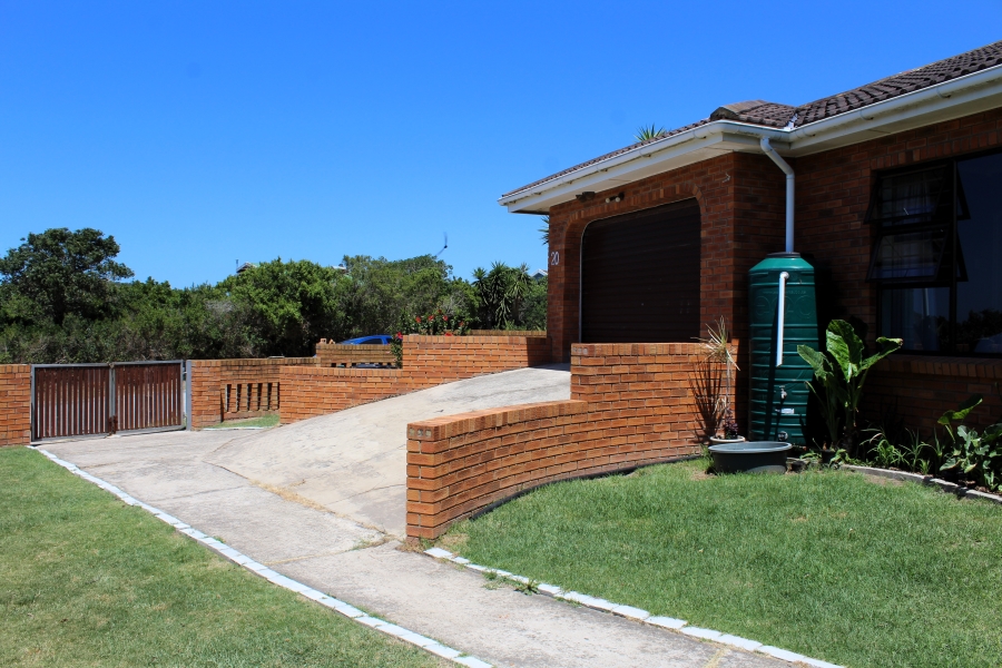 3 Bedroom Property for Sale in Kleinemonde Eastern Cape